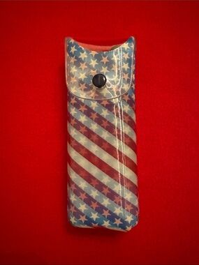NWT Patriotic Stars Stripes Hard Eyeglass Case Snap Unique Shifting Pattern